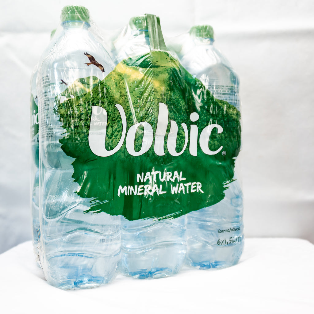 Pack d'eau minérale naturelle VOLVIC: 6x1.5L – WestinDrink - Livraison de  boissons en Martinique